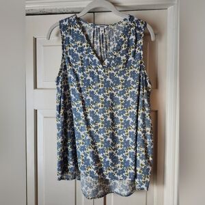 NWOT Floral Blue Sleeveless Women's Blouse